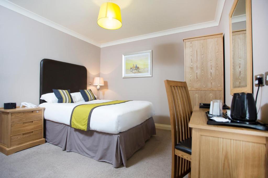 Breckland Lodge 아틀버러 객실 사진