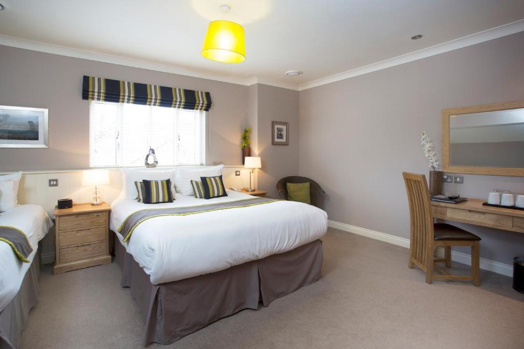 Breckland Lodge 아틀버러 객실 사진